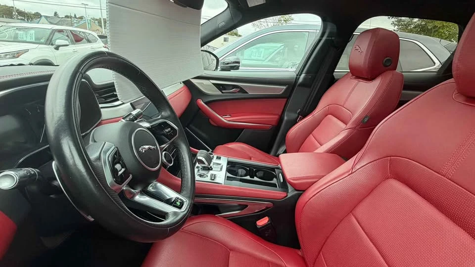 2022 Jaguar F-Pace - Image 8 of 8