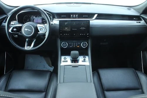 2022 Jaguar F-Pace - Image 10 of 20