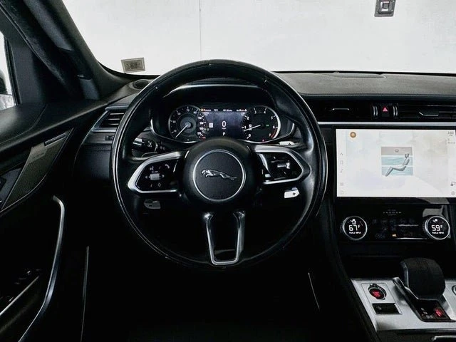 2022 Jaguar F-Pace - Image 19 of 20