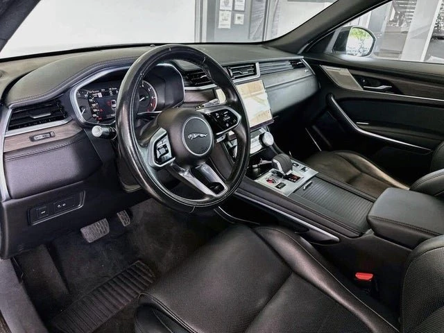 2022 Jaguar F-Pace - Image 9 of 20