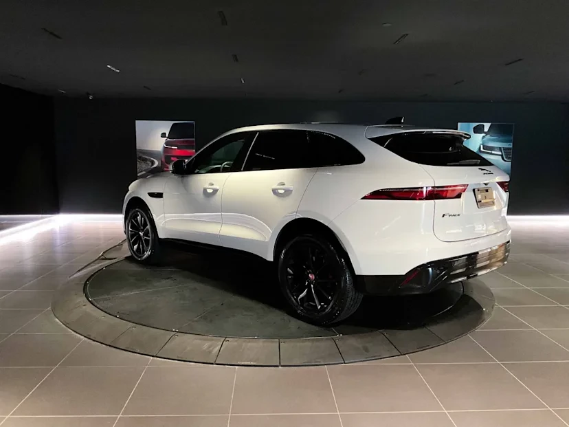 2022 Jaguar F-Pace - Image 3 of 16