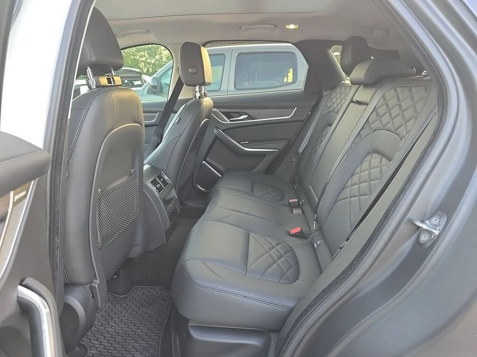 2022 Jaguar F-Pace - Image 6 of 6