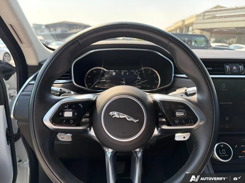 2022 Jaguar F-Pace - Image 10 of 20