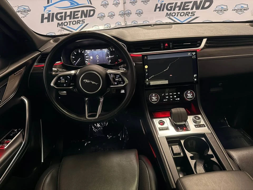 2022 Jaguar F-Pace - Image 18 of 18