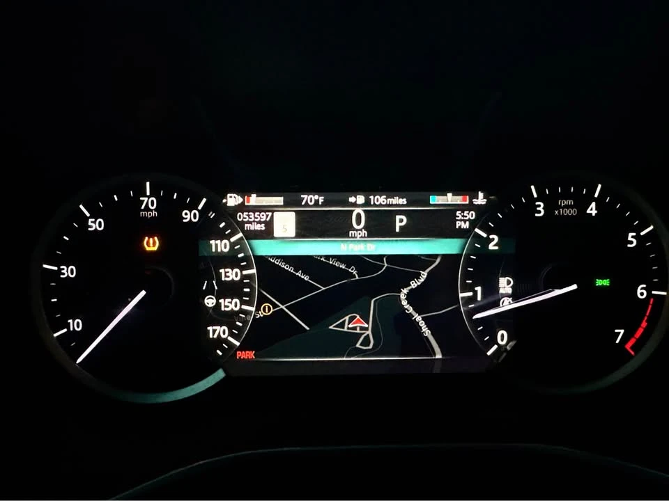 2022 Jaguar F-Pace - Image 4 of 5