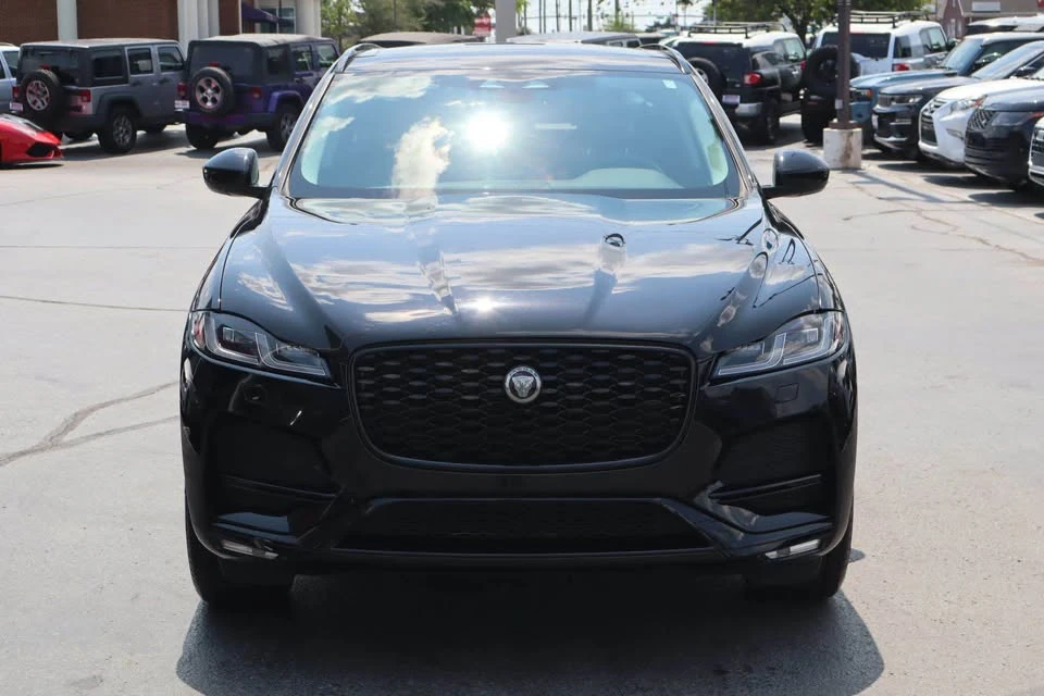 2022 Jaguar F-Pace - Image 2 of 20