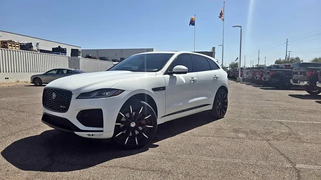 2022 Jaguar F-PACE P400 R-Dynamic S