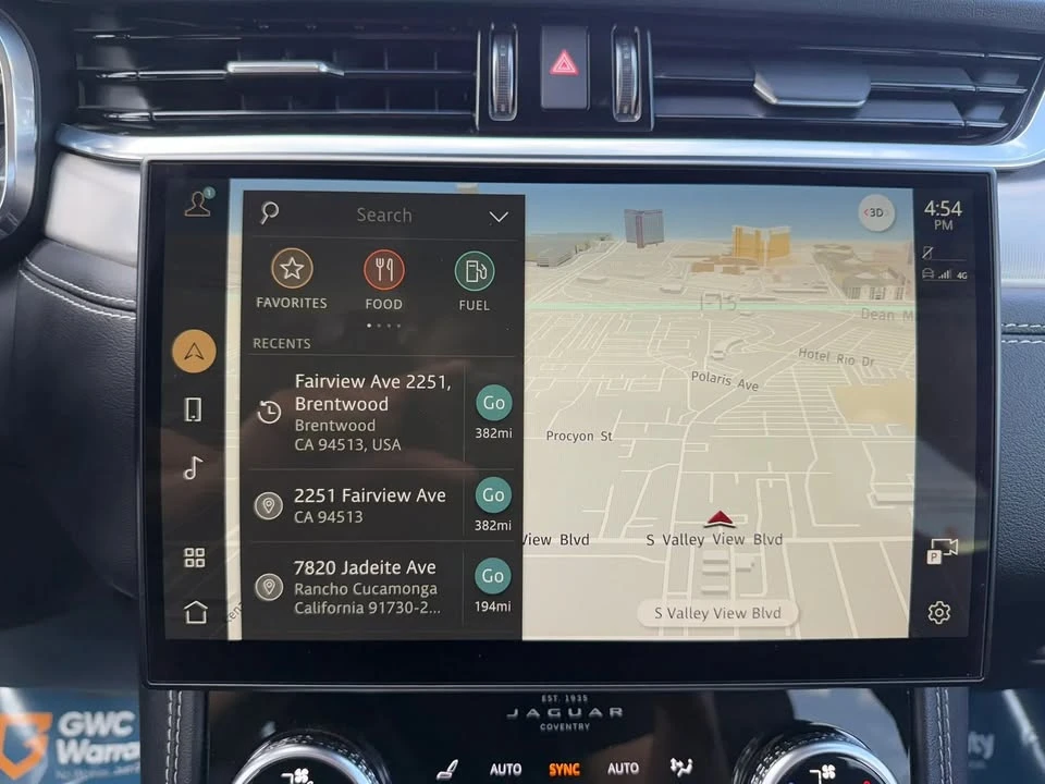 2022 Jaguar F-Pace - Image 15 of 20