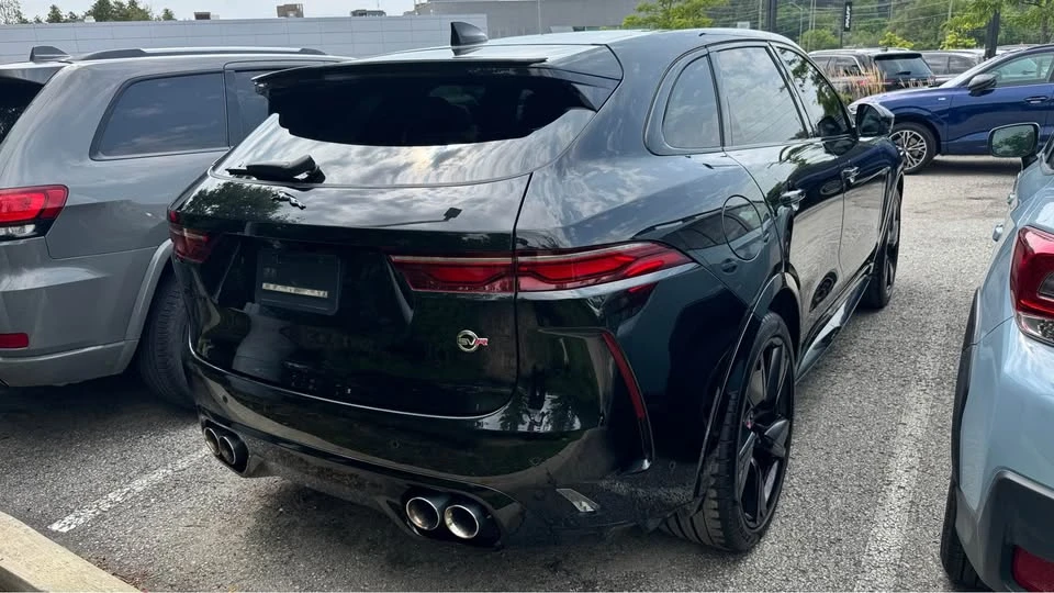 2022 Jaguar F-Pace SVR - Image 4 of 9
