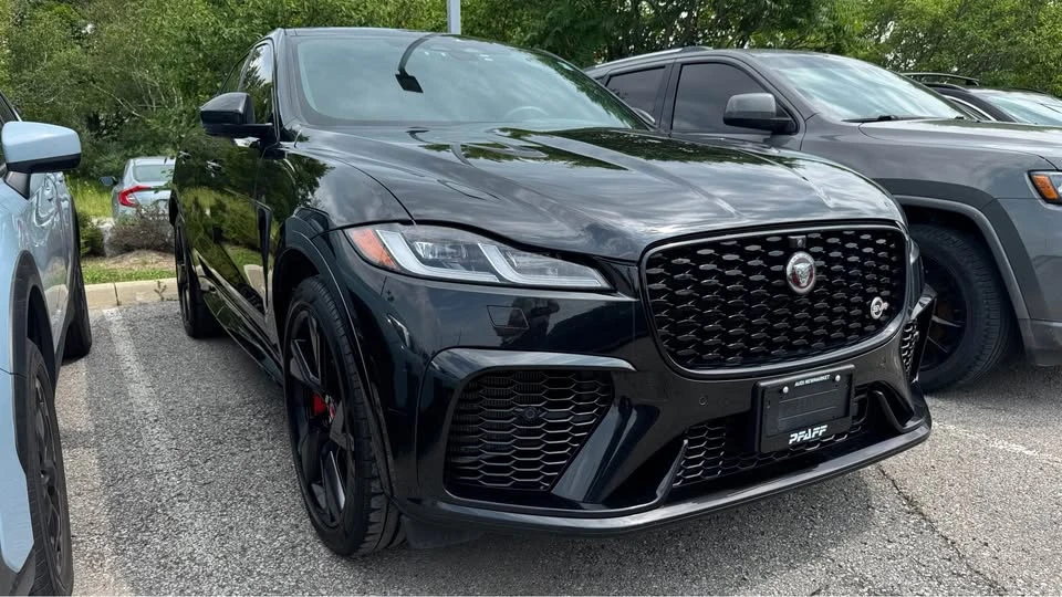 2022 Jaguar F-Pace SVR - Image 2 of 9