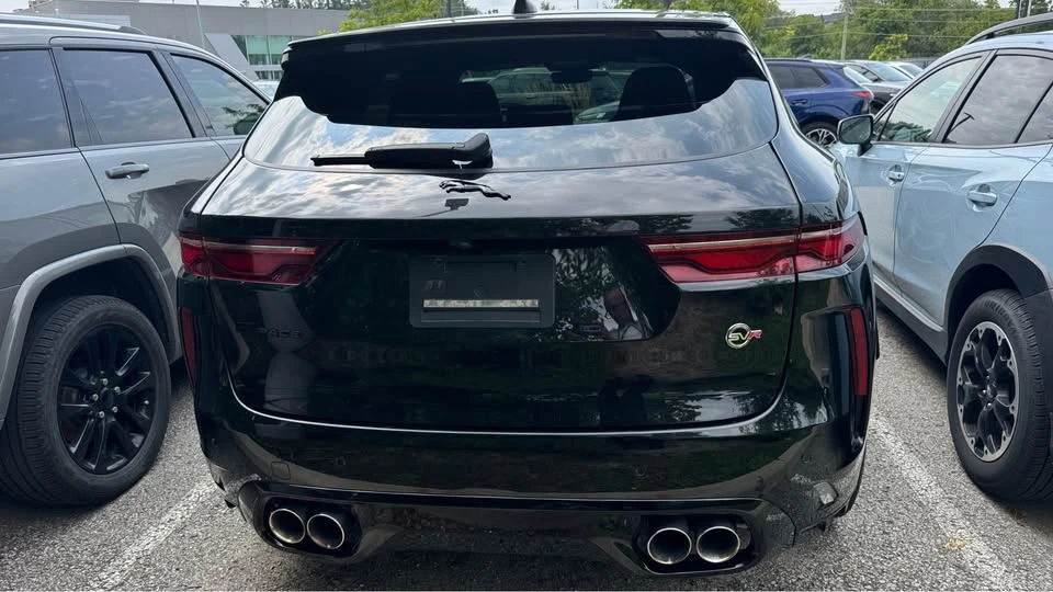2022 Jaguar F-Pace SVR - Image 3 of 9