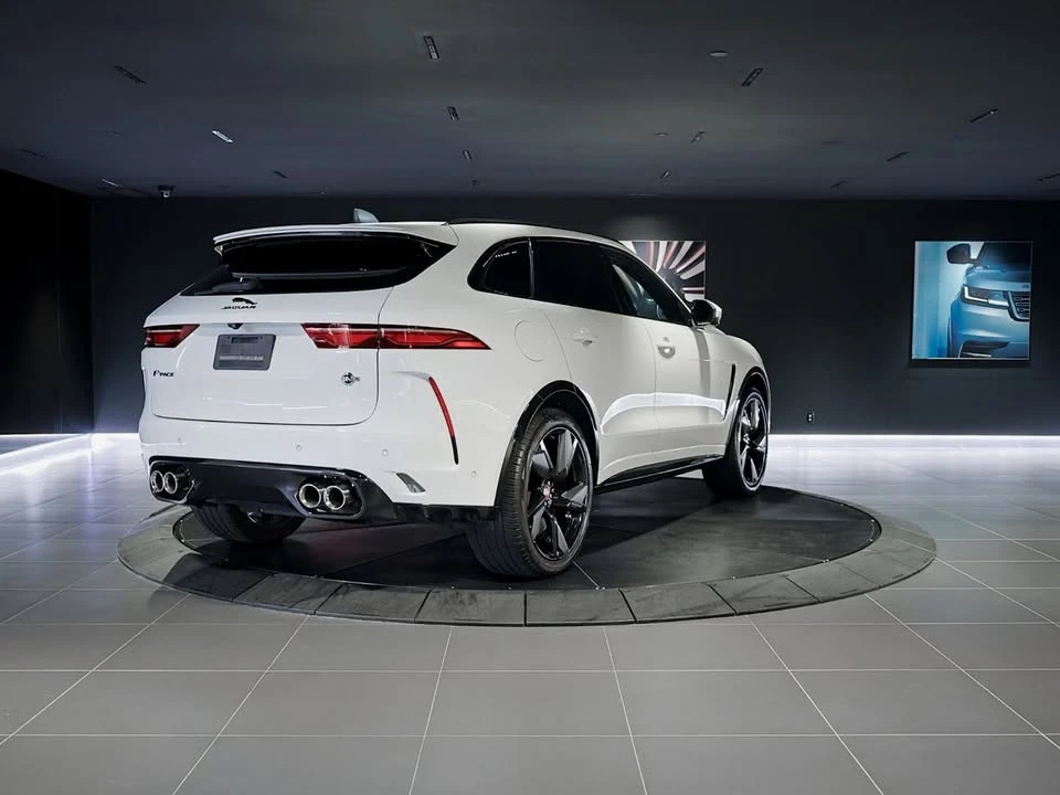 2022 Jaguar F-Pace SVR - Image 4 of 19