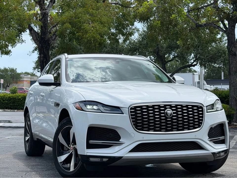 2022 Jaguar F-Pace - Image 17 of 17