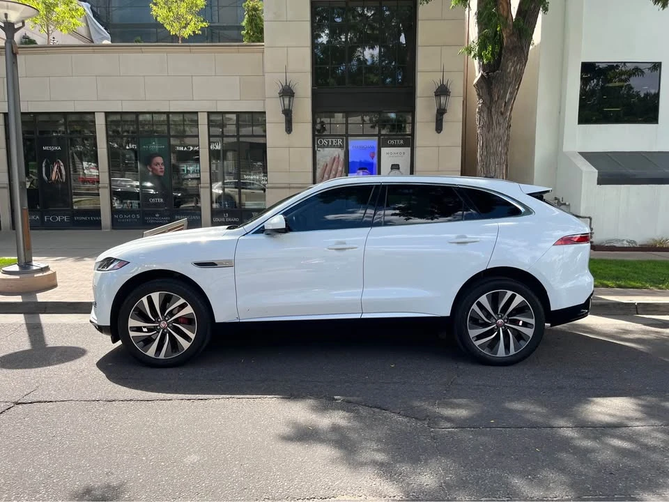 2022 Jaguar F-Pace - Image 20 of 20