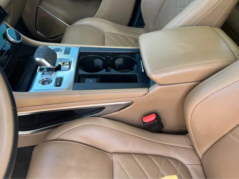 2022 Jaguar F-Pace - Image 17 of 20