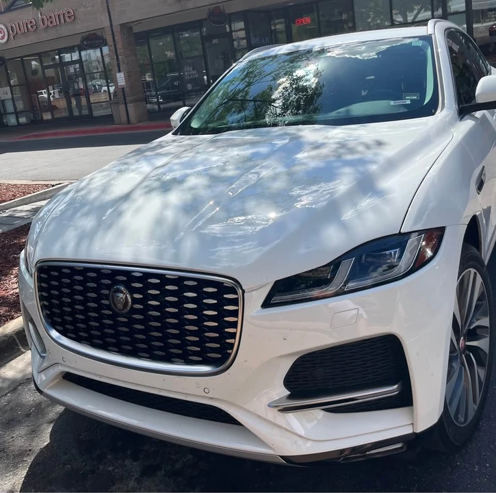 2022 Jaguar F-Pace - Image 5 of 20