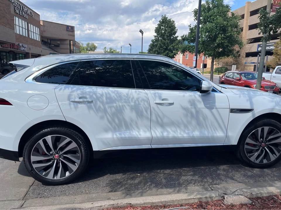 2022 Jaguar F-Pace - Image 4 of 20