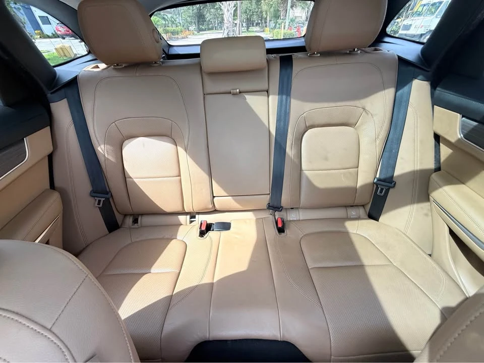 2022 Jaguar F-Pace - Image 16 of 19