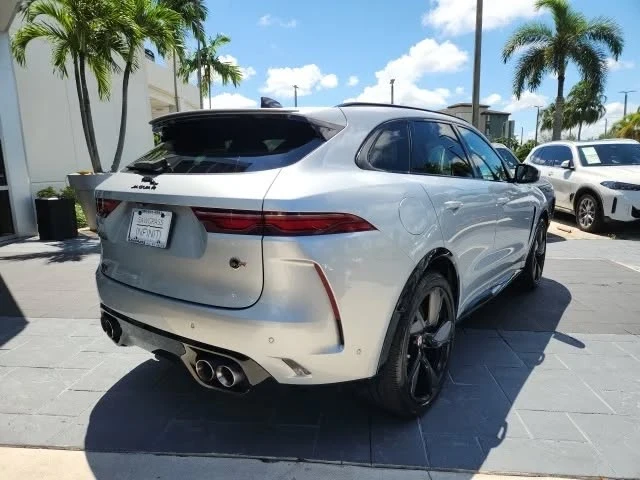 2022 Jaguar F-Pace SVR - Image 3 of 18