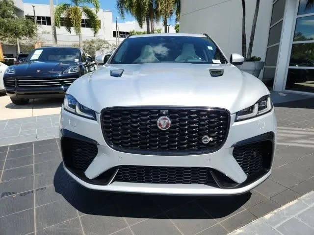 2022 Jaguar F-Pace SVR - Image 7 of 18