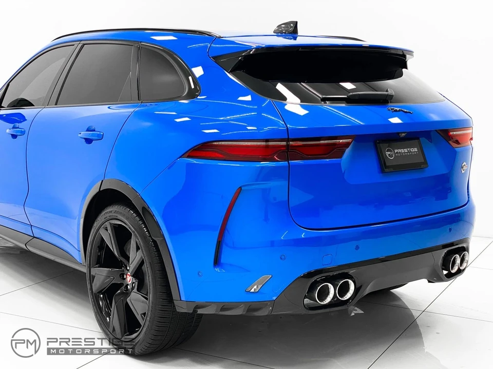 2022 Jaguar F-Pace SVR - Image 10 of 21