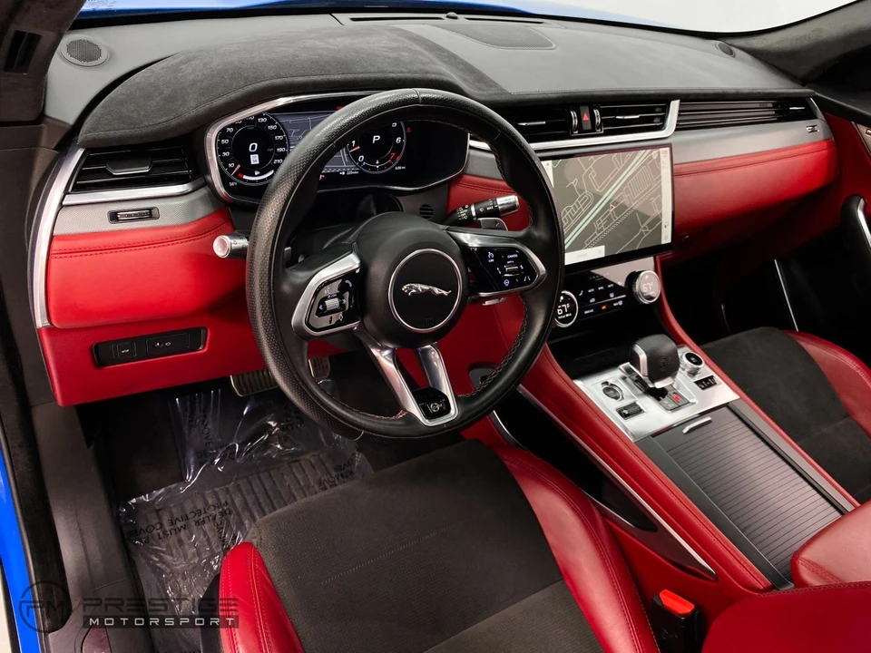 2022 Jaguar F-Pace SVR - Image 18 of 21