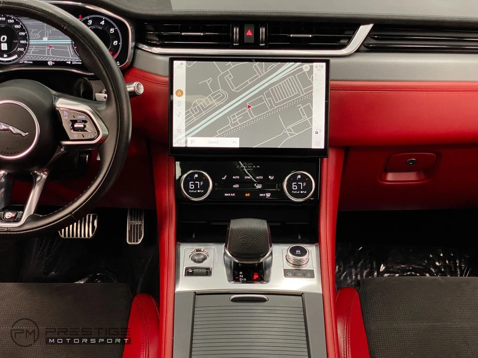 2022 Jaguar F-Pace SVR - Image 20 of 21