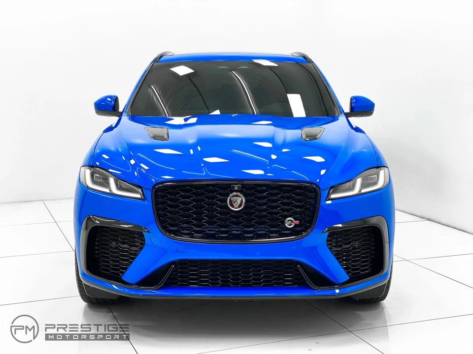 2022 Jaguar F-Pace SVR - Image 2 of 21