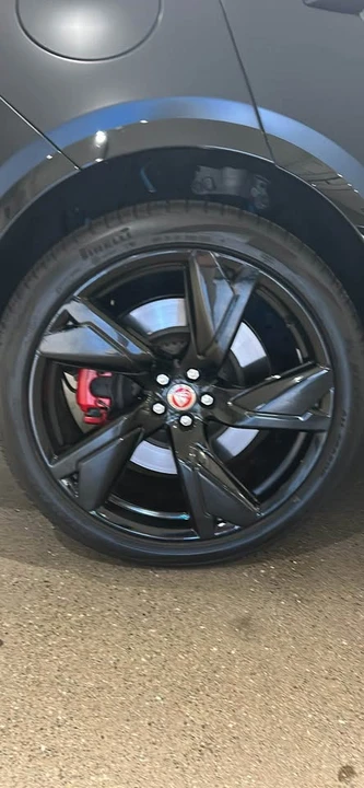 2022 Jaguar F-Pace SVR - Image 11 of 19