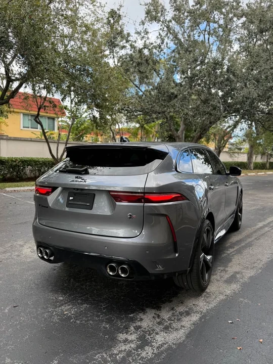 2022 Jaguar F-Pace SVR - Image 4 of 7