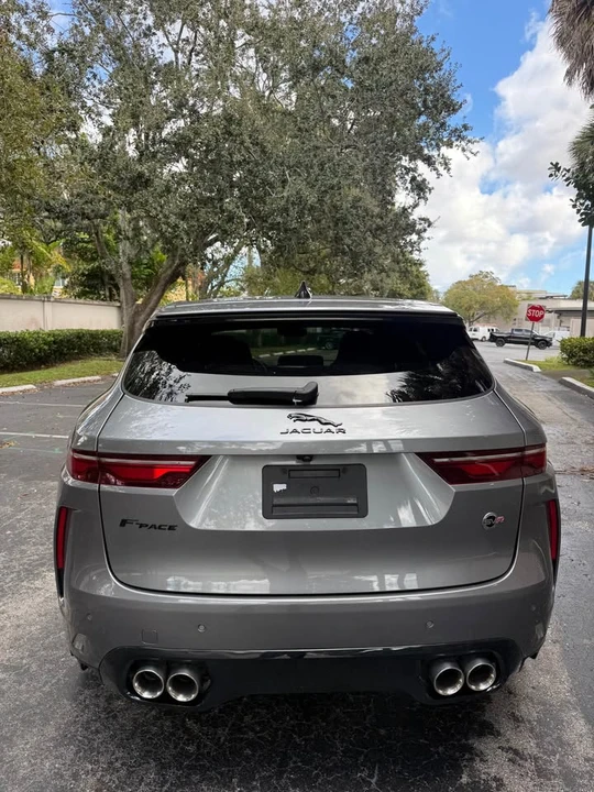 2022 Jaguar F-Pace SVR - Image 5 of 13