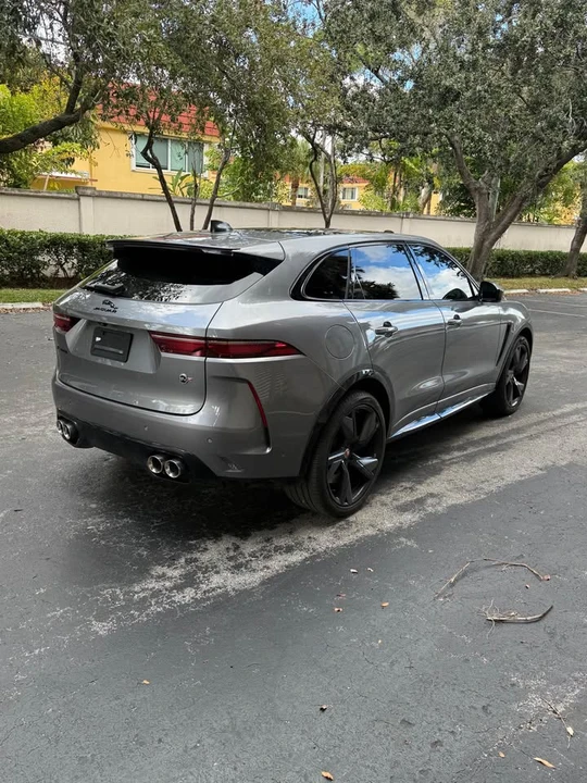 2022 Jaguar F-Pace SVR - Image 13 of 13