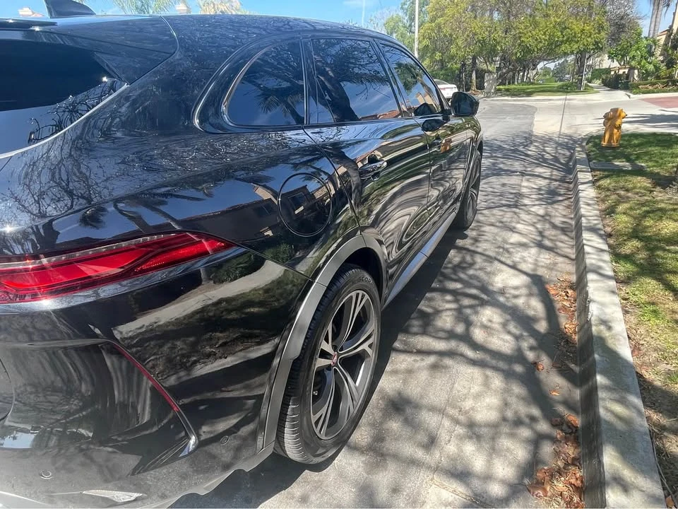 2022 Jaguar F-Pace SVR - Image 7 of 20