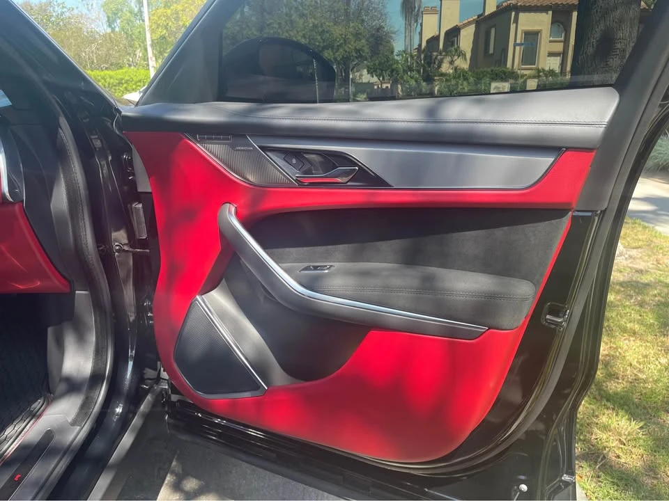 2022 Jaguar F-Pace SVR - Image 13 of 20