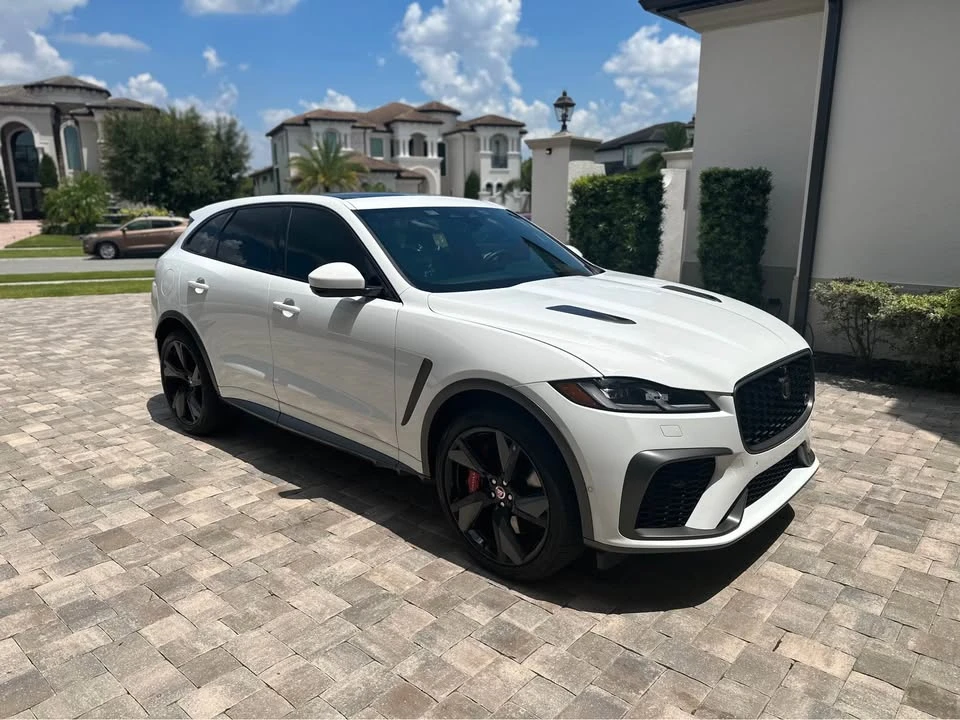 2022 Jaguar F-Pace SVR - Image 3 of 8