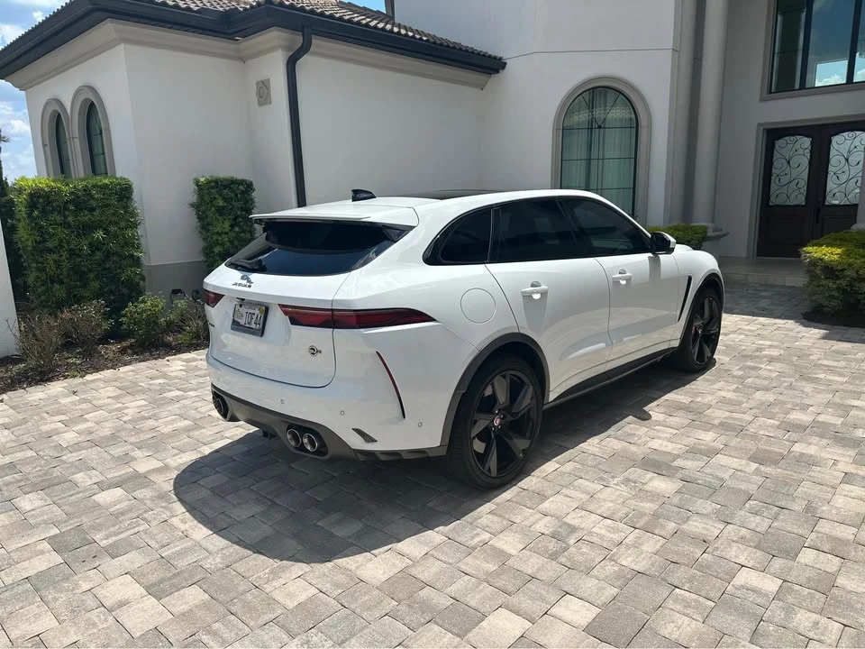 2022 Jaguar F-Pace SVR - Image 7 of 8