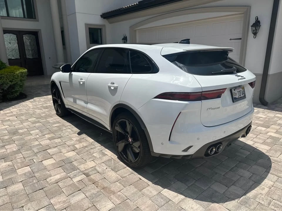 2022 Jaguar F-Pace SVR - Image 6 of 8