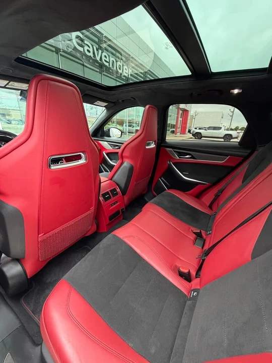 2022 Jaguar F-Pace SVR - Image 4 of 5