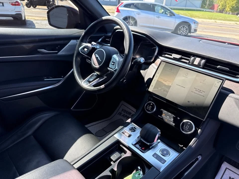 2022 Jaguar F-Pace - Image 9 of 20