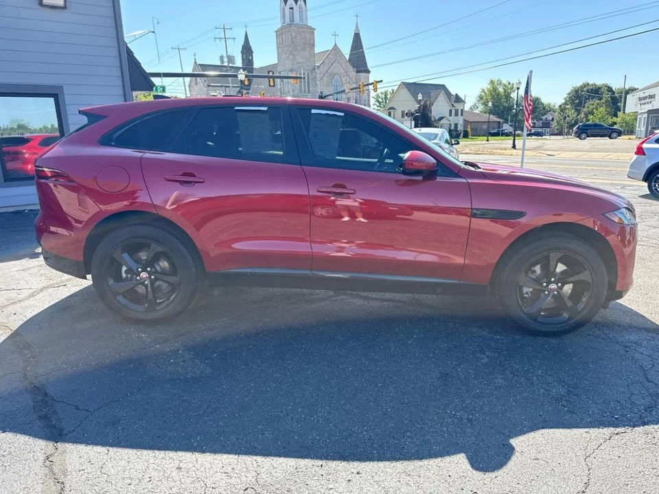 2022 Jaguar F-Pace - Image 6 of 20