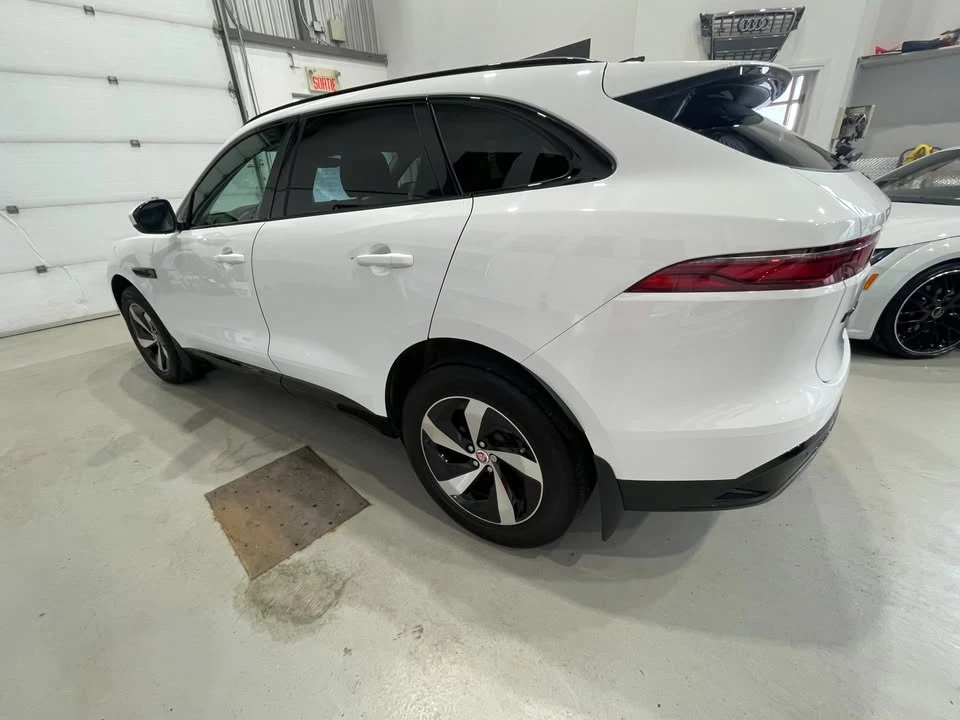 2022 Jaguar F-Pace - Image 3 of 20