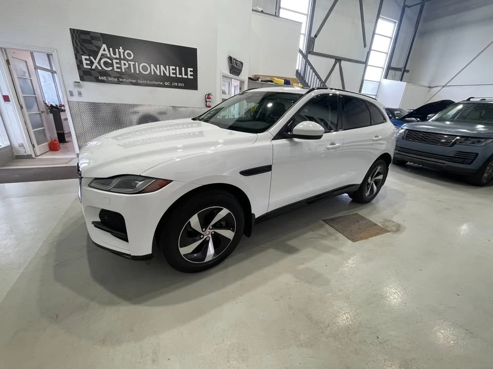 2022 Jaguar F-Pace - Image 10 of 20