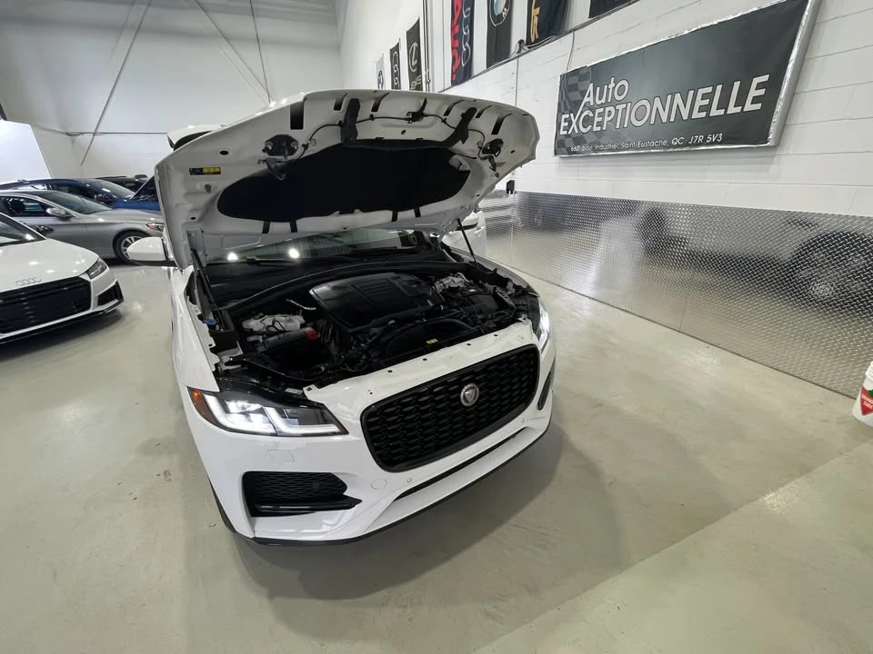 2022 Jaguar F-Pace - Image 17 of 20