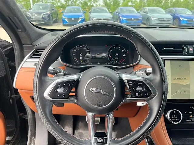 2022 Jaguar F-Pace SVR - Image 7 of 13