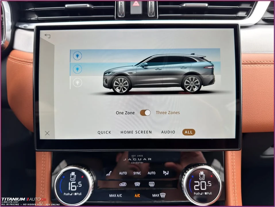 2022 Jaguar F-Pace - Image 11 of 18