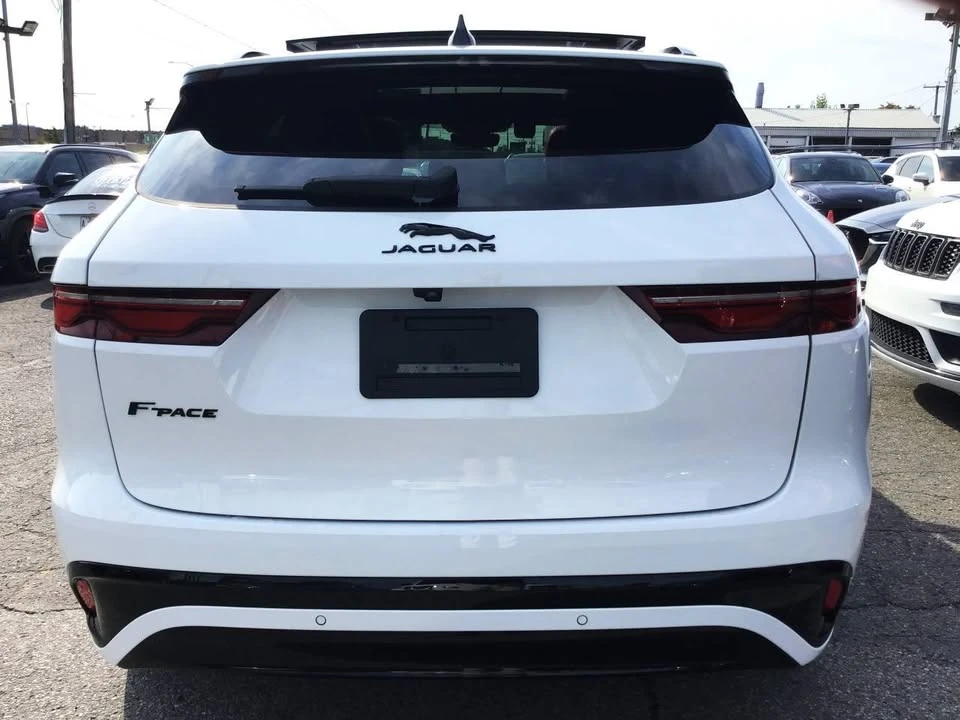 2022 Jaguar F-Pace - Image 7 of 20