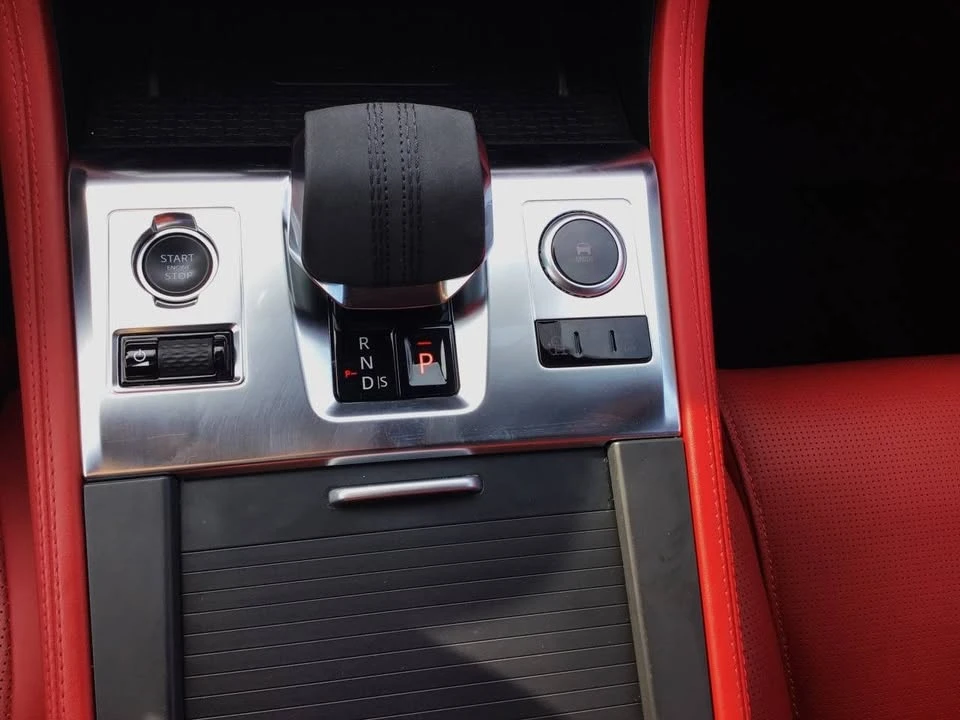2022 Jaguar F-Pace - Image 19 of 20