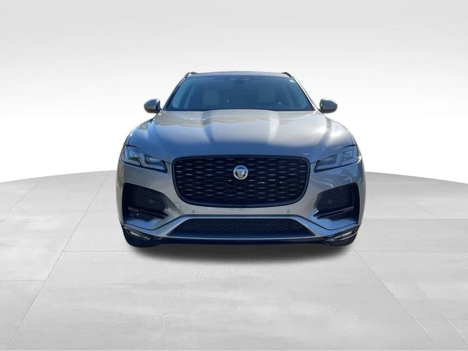 2022 Jaguar F-Pace - Image 2 of 19