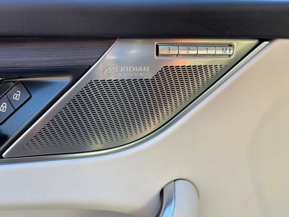 2022 Jaguar F-Pace - Image 19 of 19