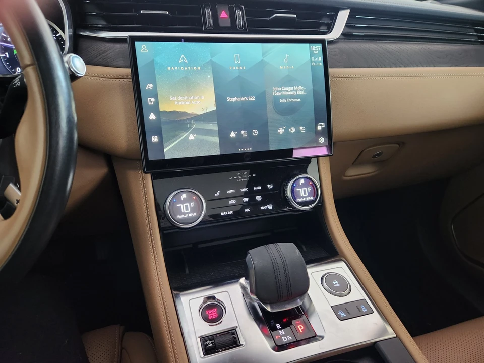 2022 Jaguar F-Pace - Image 10 of 10